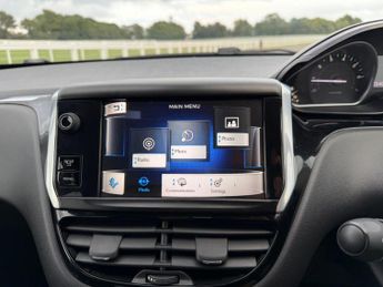 Peugeot 208 1.2 VTi PureTech Allure Euro 6 5dr