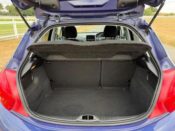 Peugeot 208 1.2 VTi PureTech Allure Euro 6 5dr