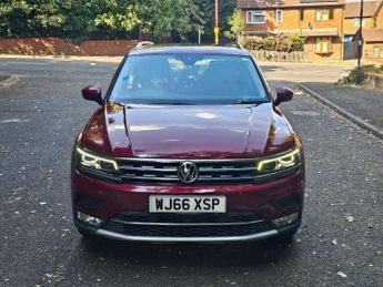 Volkswagen Tiguan 2.0 TSI BlueMotion Tech SEL SUV 5dr Petrol DSG 4Motion Euro 6 (s
