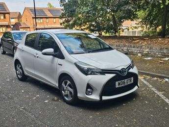 Toyota Yaris 1.5 VVT-h Icon Hatchback 5dr Petrol Hybrid E-CVT Euro 6 (101 ps)