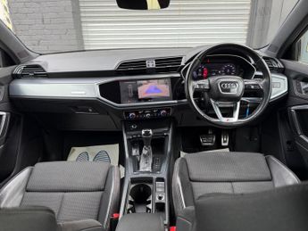 Audi Q3 1.5 TFSI CoD 35 S line S Tronic Euro 6 (s/s) 5dr