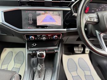 Audi Q3 1.5 TFSI CoD 35 S line S Tronic Euro 6 (s/s) 5dr