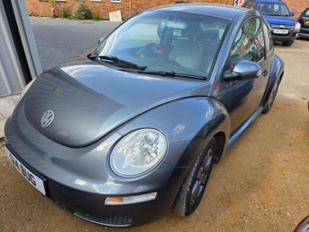 Volkswagen Beetle 1.6 Luna Hatchback 3dr Petrol Manual Euro 4 (102 ps)