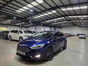 Ford Focus 1.0T EcoBoost Titanium X Euro 6 (s/s) 5dr