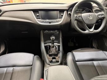 Vauxhall Grandland X 1.2 Turbo Elite Nav Auto Euro 6 (s/s) 5dr