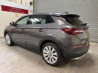 Vauxhall Grandland X 1.2 Turbo Elite Nav Auto Euro 6 (s/s) 5dr