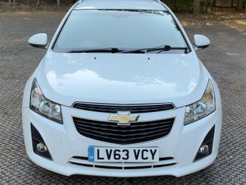 Chevrolet Cruze 1.8 LT Estate 5dr Petrol Auto Euro 5 (141 ps)