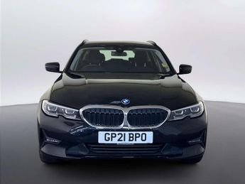 BMW 3 Series 2.0 330e 12kWh SE Pro Touring 5dr Petrol Plug-in Hybrid Auto Eur
