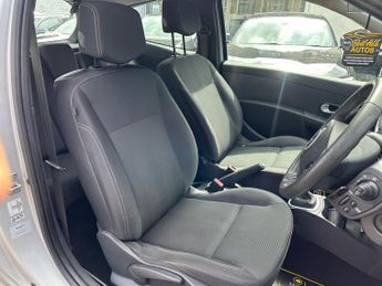 Renault Clio 1.2 Dynamique TomTom Euro 4 3dr