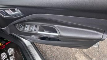 Ford Kuga 1.5T EcoBoost Titanium Auto AWD Euro 6 (s/s) 5dr