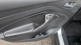 Ford Kuga 1.5T EcoBoost Titanium Auto AWD Euro 6 (s/s) 5dr