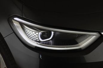 Volkswagen ID.3 Pro 58kWh Family Auto 5dr