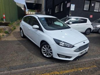 Ford Focus 1.6 Titanium Powershift Euro 6 5dr