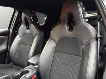 Nissan Juke 1.0 DIG-T Tekna DCT Auto Euro 6 (s/s) 5dr