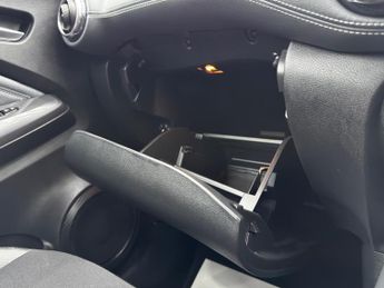 Nissan Juke 1.0 DIG-T Tekna DCT Auto Euro 6 (s/s) 5dr