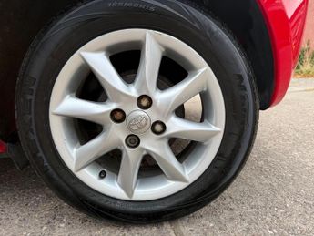 Toyota Yaris 1.3 SR Multimode 3dr