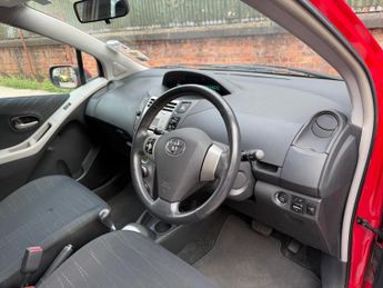 Toyota Yaris 1.3 SR Multimode 3dr