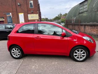 Toyota Yaris 1.3 SR Multimode 3dr