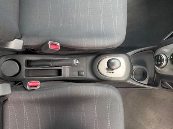 Toyota Yaris 1.3 SR Multimode 3dr
