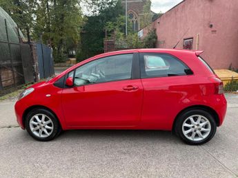 Toyota Yaris 1.3 SR Multimode 3dr
