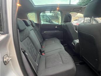 Peugeot 3008 1.6 HDi Allure Euro 5 5dr