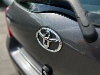 Toyota Yaris 1.3 VVT-i TR 5dr