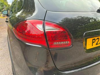 Porsche Cayenne 3.0 TD V6 Tiptronic 4WD Euro 5 (s/s) 5dr