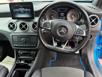 Mercedes-Benz GLA 2.1 GLA220d AMG Line (Premium) 7G-DCT 4MATIC Euro 6 (s/s) 5dr