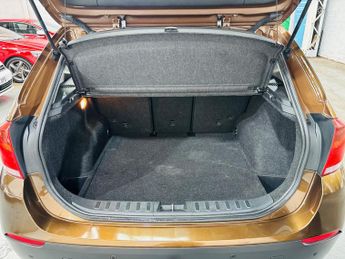 BMW X1 2.0 20d SE Steptronic xDrive Euro 5 5dr