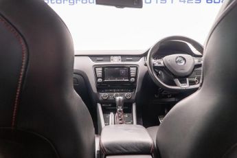 Skoda Octavia 2.0 TDI vRS DSG Euro 6 (s/s) 5dr (SNav)