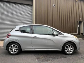 Peugeot 208 1.0 VTi Active Euro 5 3dr