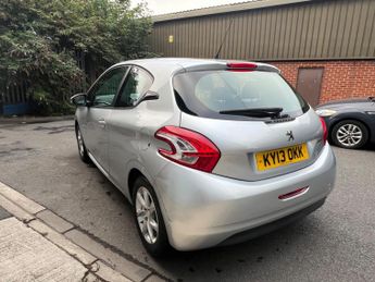 Peugeot 208 1.0 VTi Active Euro 5 3dr