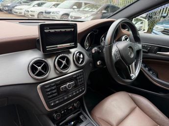 Mercedes-Benz GLA 2.0 GLA250 Sport SUV 5dr Petrol 7G-DCT 4MATIC Euro 6 (s/s) (211 