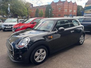 MINI Hatch 1.5 Cooper Auto Euro 6 (s/s) 3dr