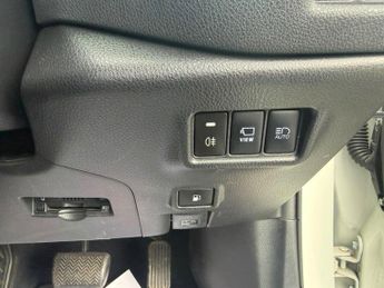 Toyota C-HR 1.8 VVT-h Design CVT Euro 6 (s/s) 5dr