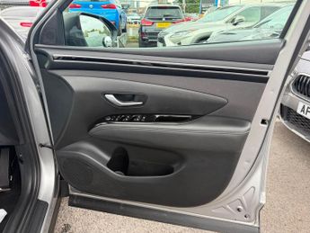 Hyundai TUCSON 1.6 h T-GDi SE Connect Auto Euro 6 (s/s) 5dr