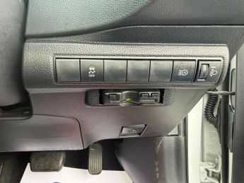 Toyota Corolla 1.8 VVT-h Icon CVT Euro 6 (s/s) 5dr