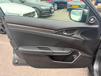 Honda Civic 1.0 VTEC Turbo EX CVT Euro 6 (s/s) 5dr