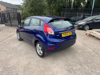 Ford Fiesta 1.0T EcoBoost Zetec Euro 5 (s/s) 5dr