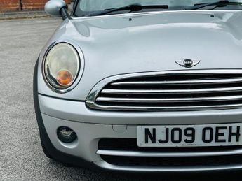 MINI Hatch 1.6 Cooper D Hatchback 3dr Diesel Manual Euro 4 (110 ps)