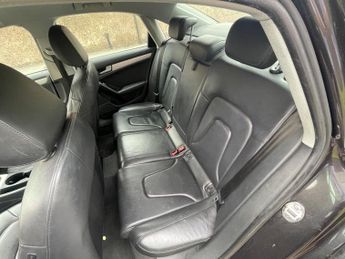 Audi A4 2.0 TDI SE Saloon 4dr Diesel Multitronic Euro 5 (s/s) (143 ps)