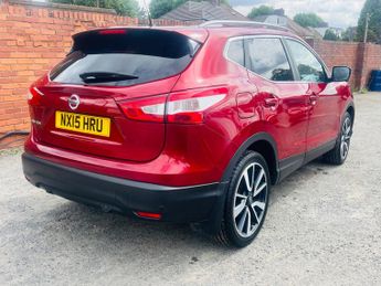 Nissan Qashqai 1.2 DIG-T Tekna XTRON 2WD Euro 5 (s/s) 5dr