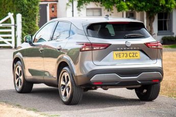 Nissan Qashqai 1.3 DIG-T MHEV N-Connecta XTRON Euro 6 (s/s) 5dr