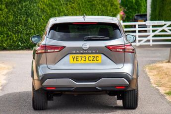 Nissan Qashqai 1.3 DIG-T MHEV N-Connecta XTRON Euro 6 (s/s) 5dr