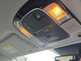 Hyundai Tucson SE Connect 1.6 T-GDi Hybrid (230 ps)