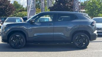 Suzuki e Vitara 61kWh Motion SUV 5dr Electric Auto (174 ps)