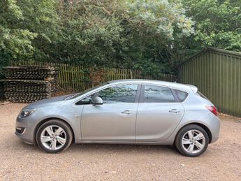 Vauxhall Astra 1.6 16v SRi Auto Euro 5 5dr