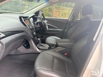 Hyundai Santa Fe 2.2 CRDi Premium Auto 4WD Euro 5 5dr (5 seat)