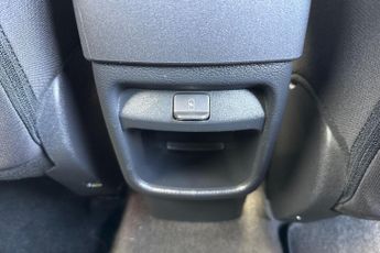 Nissan Juke 1.0 DiG-T (117ps) N-Connecta