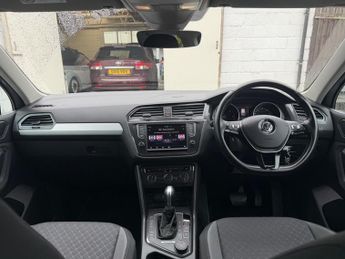 Volkswagen Tiguan 2.0 TDI SE Navigation DSG 4Motion Euro 6 (s/s) 5dr